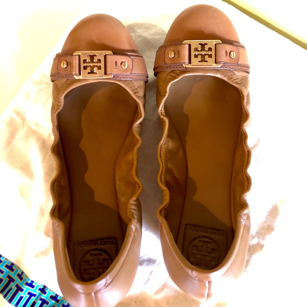 Tory Burch Reva gold/camel